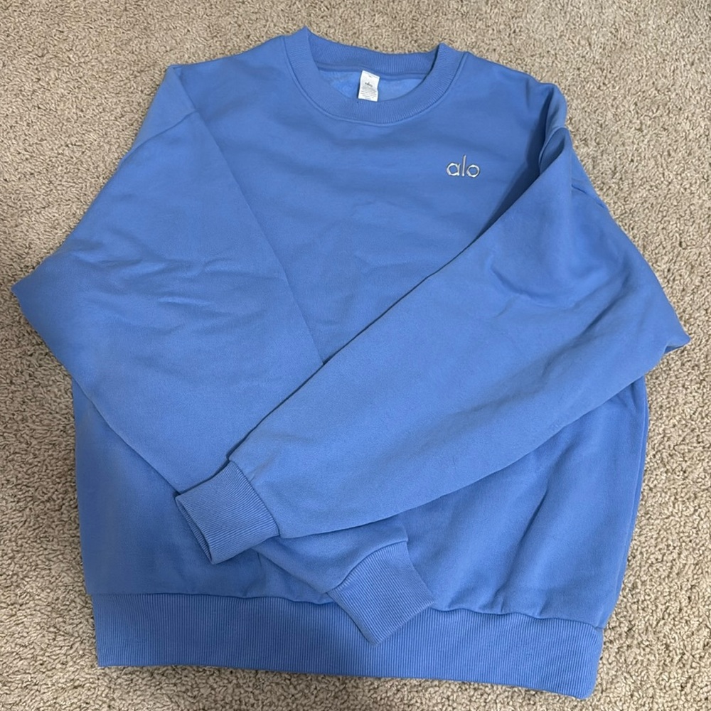 ALO Accolade Crew Neck Pullover